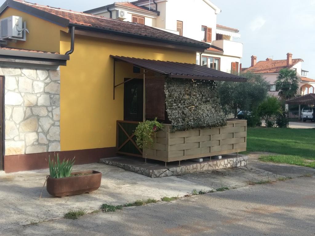 Apartments Ingrid Novigrad  Exterior photo